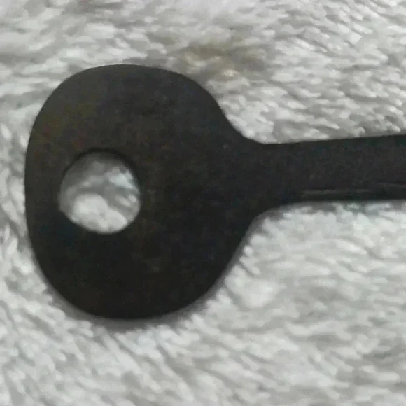 Ancient old castle like stainless steel key..collectable choice - Picture 3 of 4